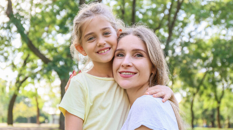 Pourquoi mon enfant est-il pot de colle ? Proposition de réponse…
