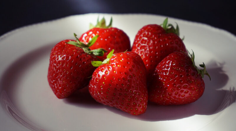 Ma semaine en mots et en images ! #4 – De l'humidité, des fraises, des ongles vernis…