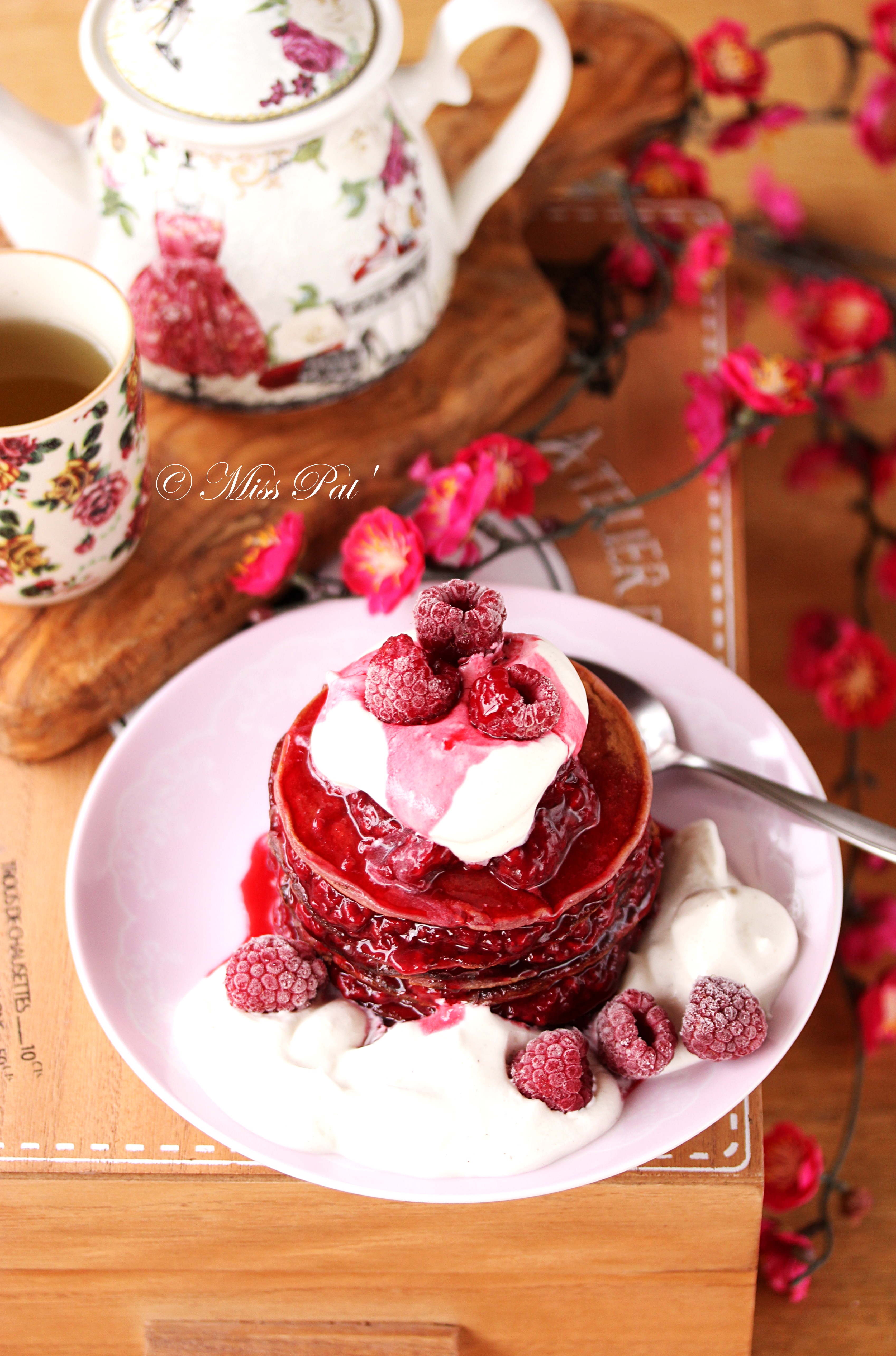 Pancakes framboise et chocolat blanc misspat Pancakes framboise et chocolat blanc misspat